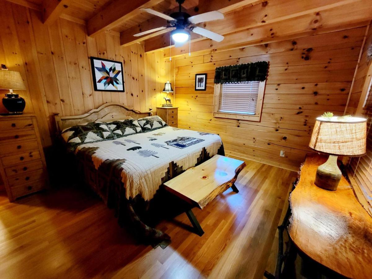 Red Wolf Cabin In Maggie Valley Exterior foto